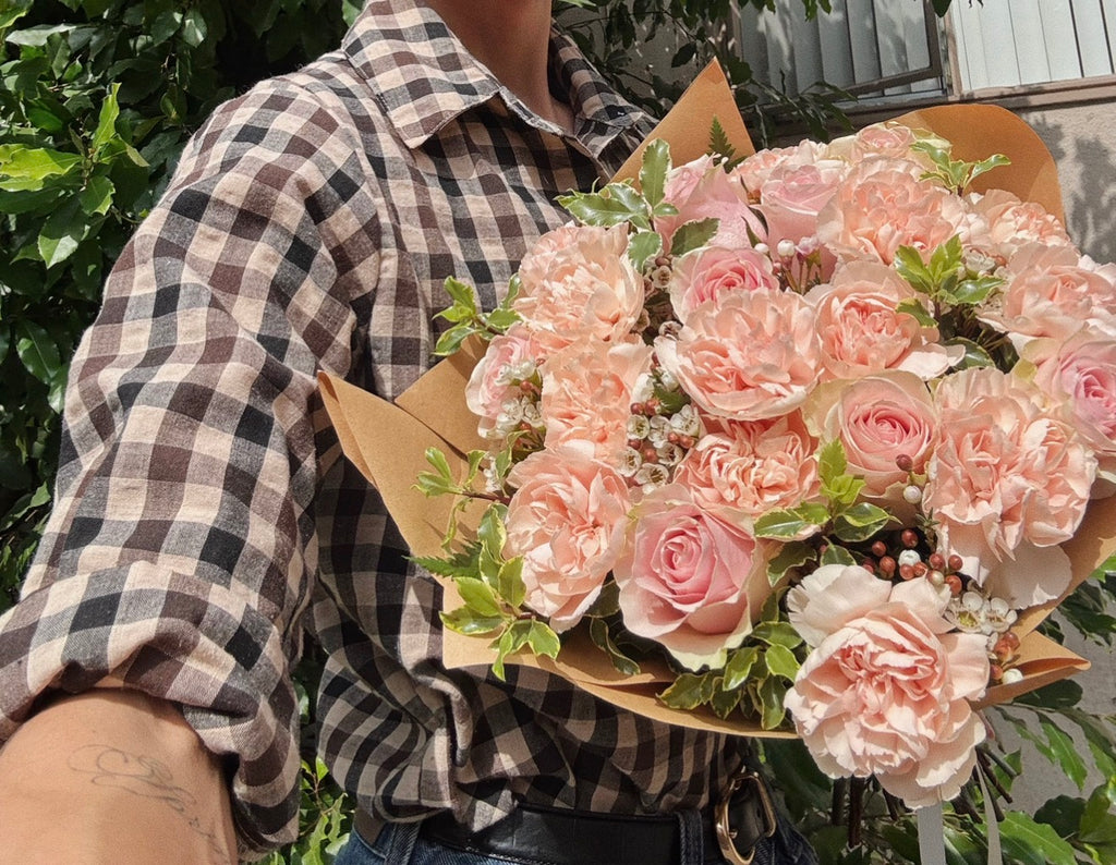 The blushing pilgrim {Bouquet}